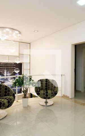 Casa à venda com 400m², 4 quartos e 4 vagasHall Quartos