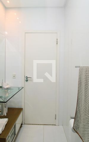 Casa à venda com 400m², 4 quartos e 4 vagasBanheiro da Suíte 3