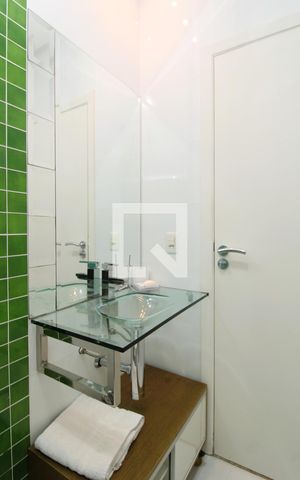 Casa à venda com 400m², 4 quartos e 4 vagasBanheiro da Suíte 3