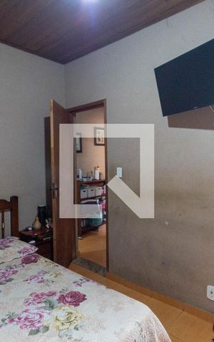 Casa à venda com 174m², 5 quartos e 1 vaga Casa à venda com 174m², 5 quartos e 1 vagaQuarto 3