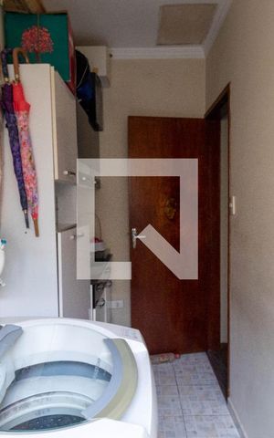 Casa à venda com 174m², 5 quartos e 1 vaga Casa à venda com 174m², 5 quartos e 1 vagaLavanderia 1