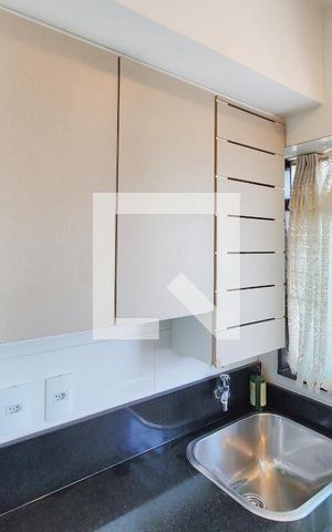 Apartamento para alugar com 100m², 3 quartos e 2 vagas Apartamento para alugar com 100m², 3 quartos e 2 vagasÁrea de Serviço
