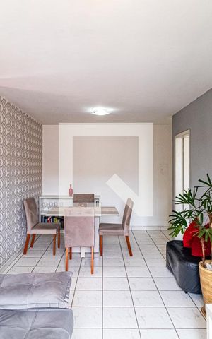 Apartamento à venda com 57m², 2 quartos e 1 vaga Apartamento à venda com 57m², 2 quartos e 1 vagaSala