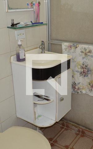 Apartamento à venda com 80m², 2 quartos e 1 vagaBanheiro
