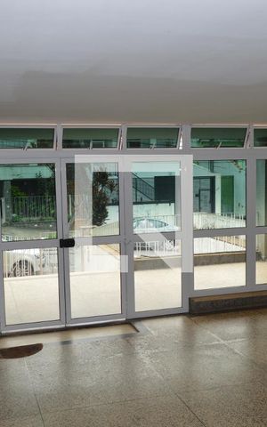 Apartamento à venda com 80m², 2 quartos e 1 vagaHall