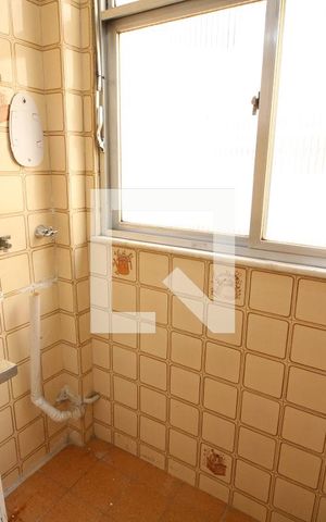 Apartamento à venda com 50m², 2 quartos e 1 vagaCozinha e Área de Serviço
