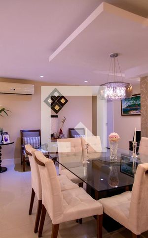 Apartamento à venda com 150m², 4 quartos e 2 vagasSala