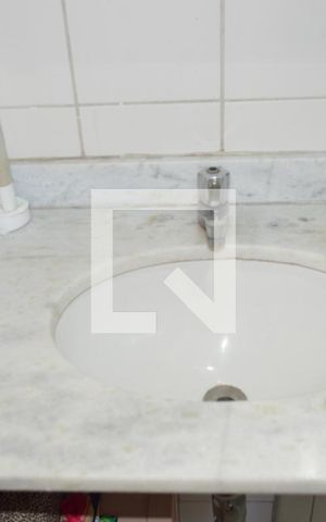 Apartamento à venda com 75m², 3 quartos e 1 vagaBanheiro da Suíte