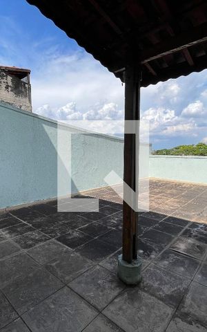 Casa à venda com 225m², 3 quartos e 3 vagas Casa à venda com 225m², 3 quartos e 3 vagasVaranda da Sala