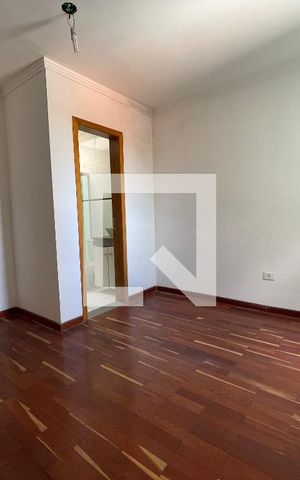 Casa à venda com 225m², 3 quartos e 3 vagas Casa à venda com 225m², 3 quartos e 3 vagasSuíte 2