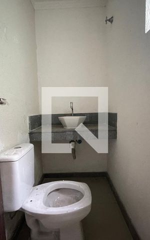 Casa à venda com 225m², 3 quartos e 3 vagas Casa à venda com 225m², 3 quartos e 3 vagasLavabo