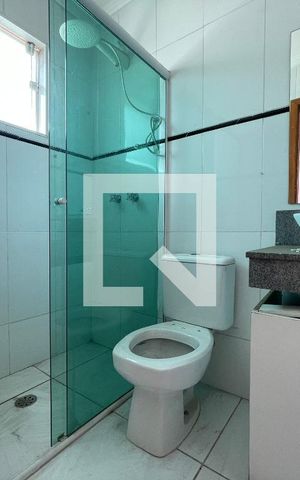 Casa à venda com 225m², 3 quartos e 3 vagas Casa à venda com 225m², 3 quartos e 3 vagasBanheiro da Suíte 1