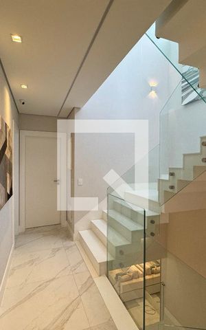 Apartamento à venda com 400m², 4 quartos e 4 vagas Apartamento à venda com 400m², 4 quartos e 4 vagasCorredor