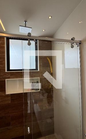 Apartamento à venda com 400m², 4 quartos e 4 vagas Apartamento à venda com 400m², 4 quartos e 4 vagasSuíte 1 - Banheiro
