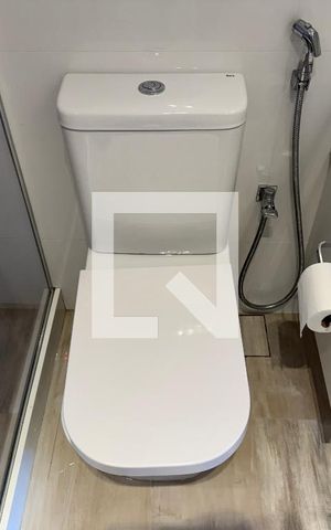 Apartamento à venda com 400m², 4 quartos e 4 vagas Apartamento à venda com 400m², 4 quartos e 4 vagasBanheiro Social