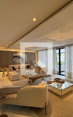 Apartamento à venda com 400m², 4 quartos e 4 vagas Apartamento à venda com 400m², 4 quartos e 4 vagasSala