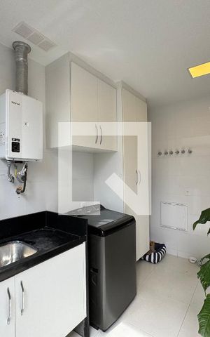 Apartamento à venda com 400m², 4 quartos e 4 vagas Apartamento à venda com 400m², 4 quartos e 4 vagasÁrea de Serviço