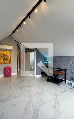Apartamento à venda com 400m², 4 quartos e 4 vagas Apartamento à venda com 400m², 4 quartos e 4 vagasSótão