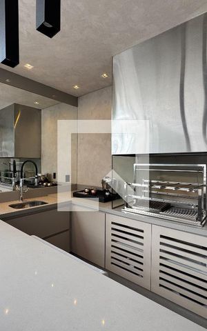 Apartamento à venda com 400m², 4 quartos e 4 vagas Apartamento à venda com 400m², 4 quartos e 4 vagasÁrea externa