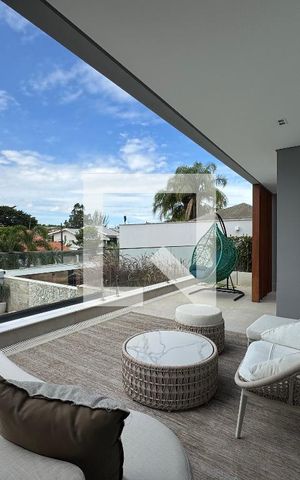 Apartamento à venda com 400m², 4 quartos e 4 vagas Apartamento à venda com 400m², 4 quartos e 4 vagasSuíte 2 - Varanda