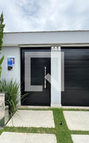 Apartamento à venda com 400m², 4 quartos e 4 vagas Apartamento à venda com 400m², 4 quartos e 4 vagasPlaquinha Quinto Andar
