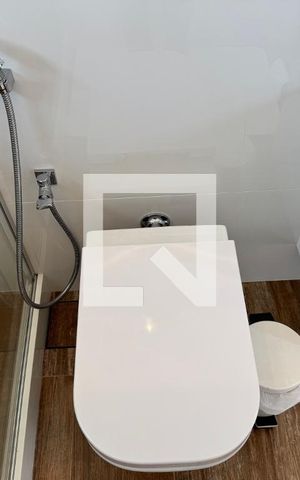 Apartamento à venda com 400m², 4 quartos e 4 vagas Apartamento à venda com 400m², 4 quartos e 4 vagasSuíte 1 - Banheiro