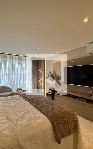 Apartamento à venda com 400m², 4 quartos e 4 vagas Apartamento à venda com 400m², 4 quartos e 4 vagasSuíte 2