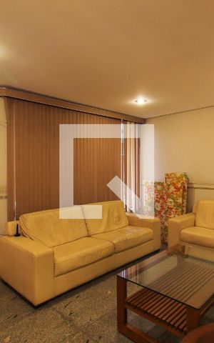 Apartamento para alugar com 114m², 3 quartos e 2 vagas Apartamento para alugar com 114m², 3 quartos e 2 vagasÁrea comum - Salão de festas