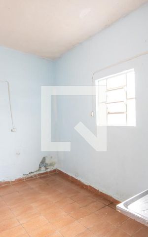 Casa à venda com 40m², 1 quarto e sem vaga Casa à venda com 40m², 1 quarto e sem vagaCozinha