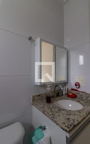 Apartamento à venda com 50m², 2 quartos e 1 vaga Apartamento à venda com 50m², 2 quartos e 1 vagaBanheiro da Suíte