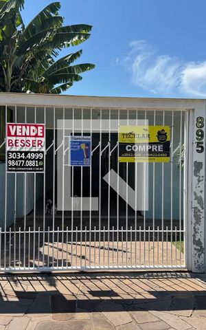 Casa à venda com 235m², 3 quartos e 5 vagasFachada