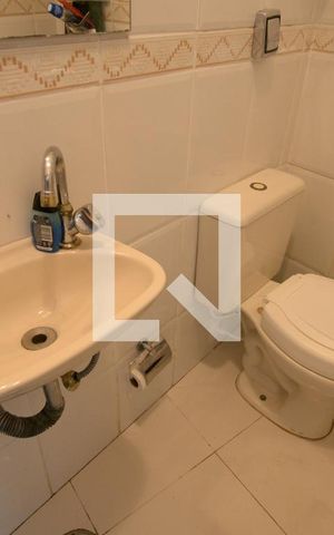 Casa à venda com 213m², 3 quartos e 2 vagasLavabo