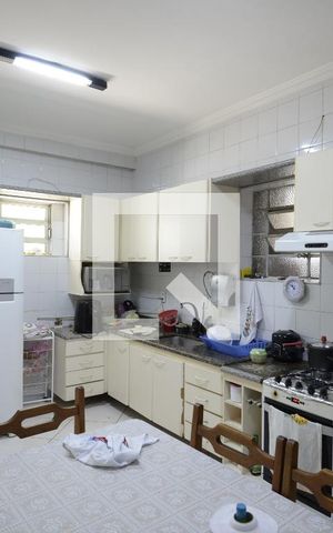 Casa à venda com 213m², 3 quartos e 2 vagasCozinha