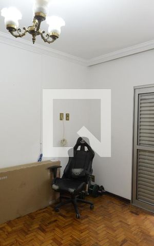 Casa à venda com 213m², 3 quartos e 2 vagasSuíte 1