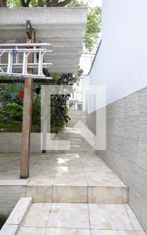 Casa à venda com 213m², 3 quartos e 2 vagasQuintal