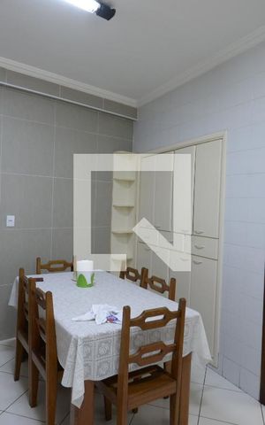 Casa à venda com 213m², 3 quartos e 2 vagasCozinha