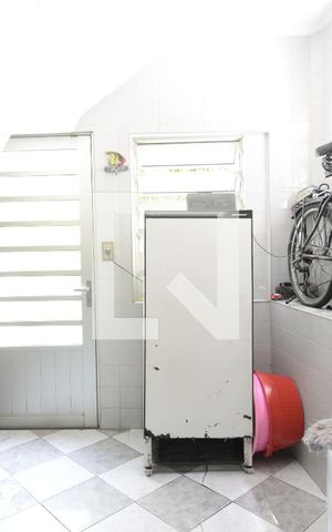 Casa à venda com 213m², 3 quartos e 2 vagasÁrea de Serviço