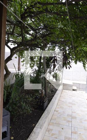 Casa à venda com 213m², 3 quartos e 2 vagasQuintal