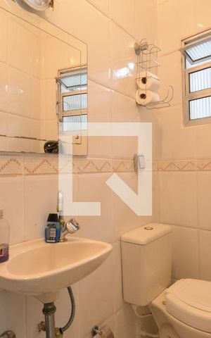 Casa à venda com 213m², 3 quartos e 2 vagasLavabo