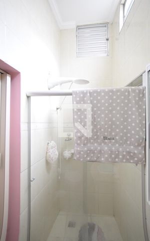 Casa à venda com 213m², 3 quartos e 2 vagasSuíte 2