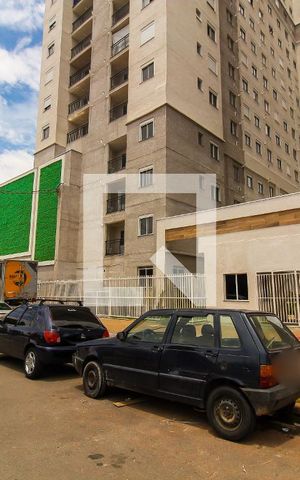 Apartamento para alugar com 33m², 2 quartos e sem vaga Apartamento para alugar com 33m², 2 quartos e sem vagaFachada