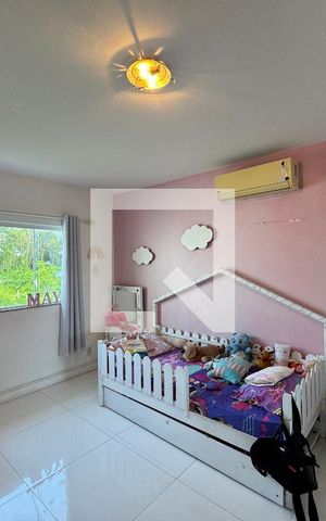 Casa de condomínio à venda com 280m², 4 quartos e 1 vaga Casa de condomínio à venda com 280m², 4 quartos e 1 vagaQuarto 2