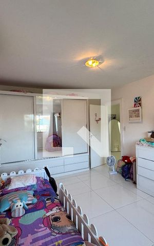 Casa de condomínio à venda com 280m², 4 quartos e 1 vaga Casa de condomínio à venda com 280m², 4 quartos e 1 vagaQuarto 2