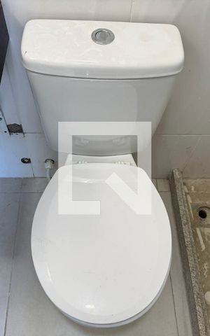 Casa de condomínio à venda com 280m², 4 quartos e 1 vaga Casa de condomínio à venda com 280m², 4 quartos e 1 vagaSuíte 2 - Banheiro