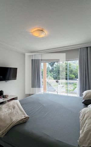Casa de condomínio à venda com 280m², 4 quartos e 1 vaga Casa de condomínio à venda com 280m², 4 quartos e 1 vagaSuíte 1