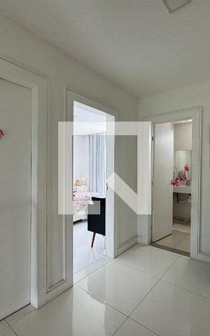 Casa de condomínio à venda com 280m², 4 quartos e 1 vaga Casa de condomínio à venda com 280m², 4 quartos e 1 vagaHall Íntimo