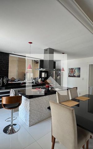 Casa de condomínio à venda com 280m², 4 quartos e 1 vaga Casa de condomínio à venda com 280m², 4 quartos e 1 vagaSala