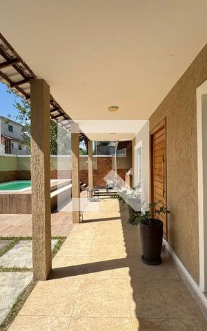Casa de condomínio à venda com 280m², 4 quartos e 1 vaga Casa de condomínio à venda com 280m², 4 quartos e 1 vagaÁrea externa