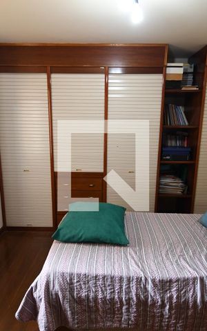 Casa de condomínio à venda com 400m², 5 quartos e 4 vagasQuarto 1