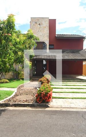 Casa de condomínio à venda com 400m², 5 quartos e 4 vagasFachada
